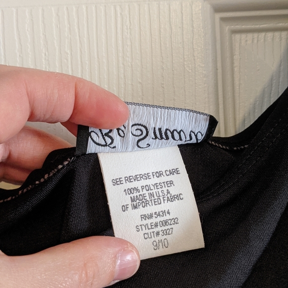 Elegant black one shoulder formal dress - Picture 2 of 4